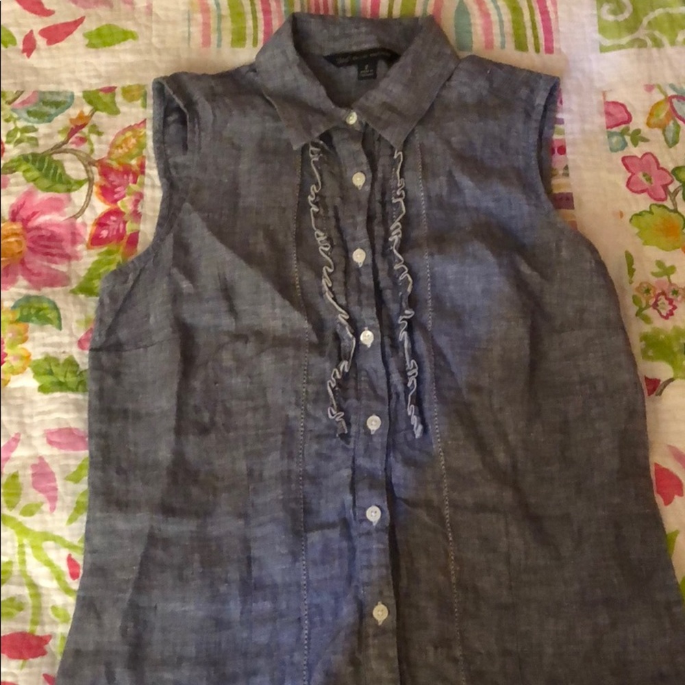 Blueish gray cut shoulder collared tee